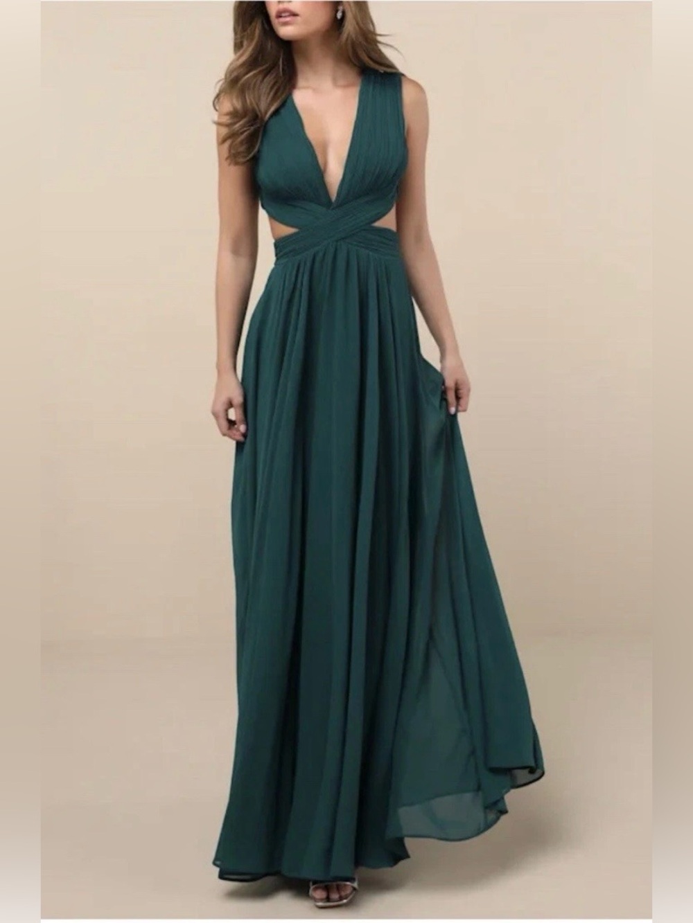 Lulus Vivid Imagination Emerald Green
Cutout Maxi Dress size M